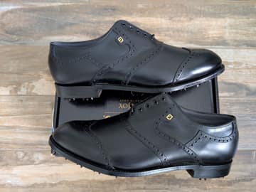 FootJoy style 51417: Spiked saddle, colored patent with white shrunken calf. Smooth Black Wingtips